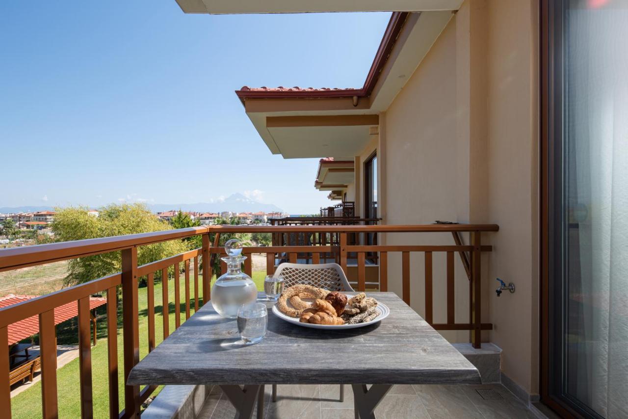 Apartamento Rodon Garden Sarti Exterior foto