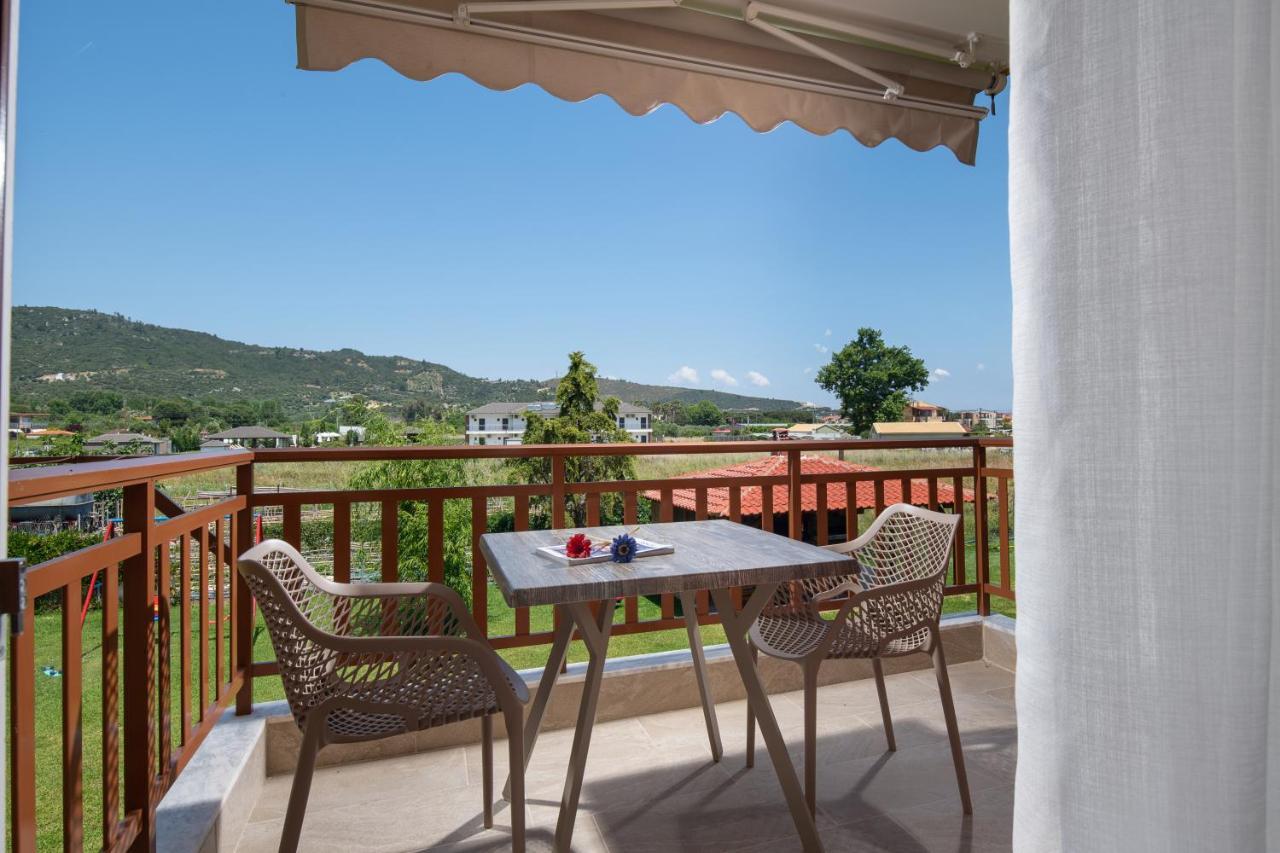 Apartamento Rodon Garden Sarti Exterior foto