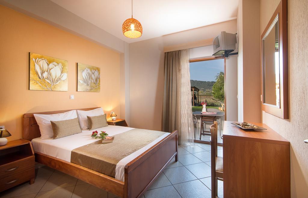 Apartamento Rodon Garden Sarti Exterior foto